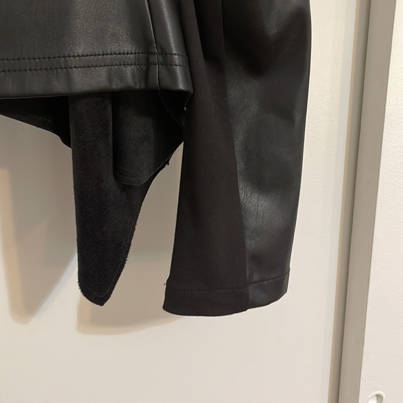 Kut from the Cloth XS Faux Leather Blazer - Picture 5 of 5